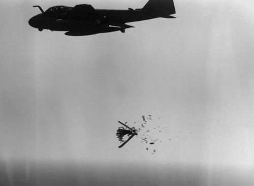 800px-A-6E_of_VA-85_drops_CBU-59_cluster_bomb_on_Iranian_target_1988