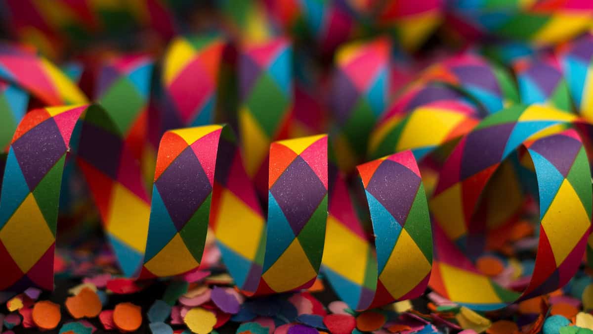 Coriandoli Carnevale 3 Sacchetti 100g Ciascuno - Multicolore Per Feste E Compleanni