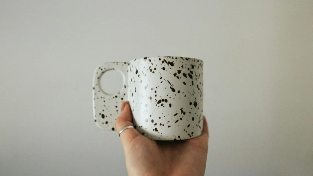 Tazza ridipinta