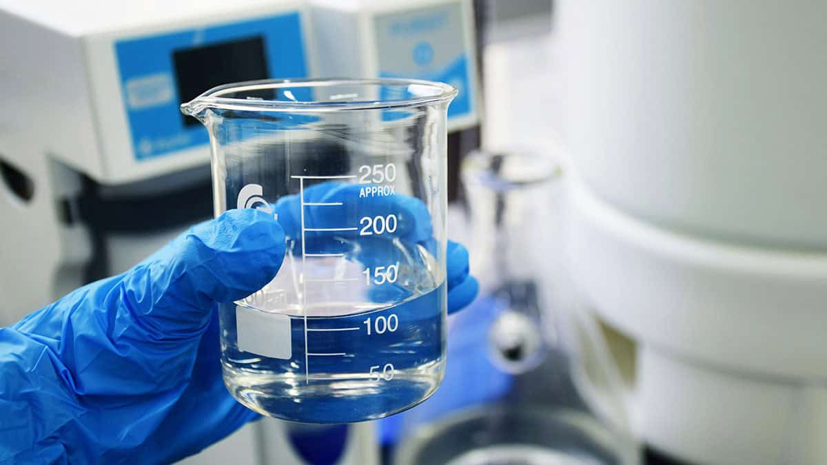 PFAS, facciamo il punto: cosa sono e quali problemi causano