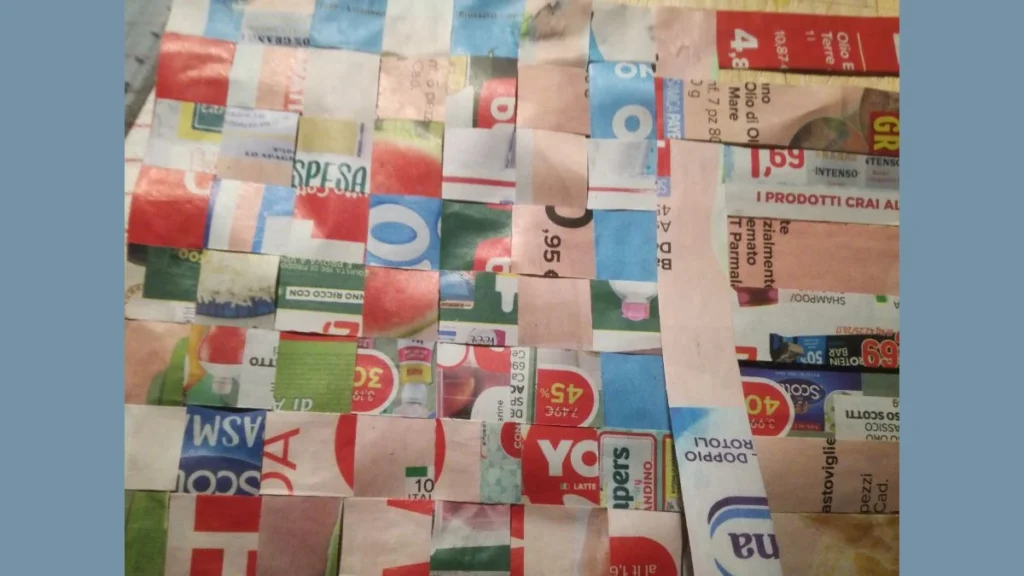 Tovaglietta carta di giornale 9