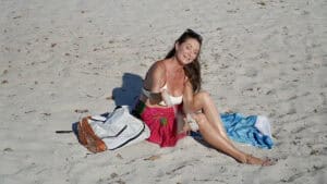 Tessa Gelisio, sabbia portata in casa