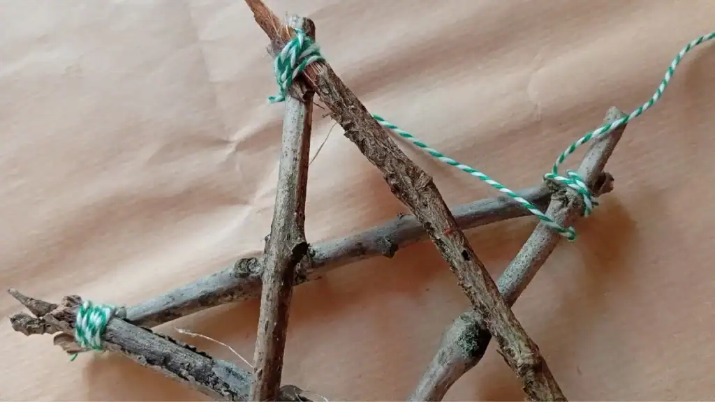 Stelle di Natale con i legnetti 3