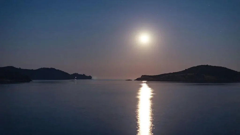Mare di notte